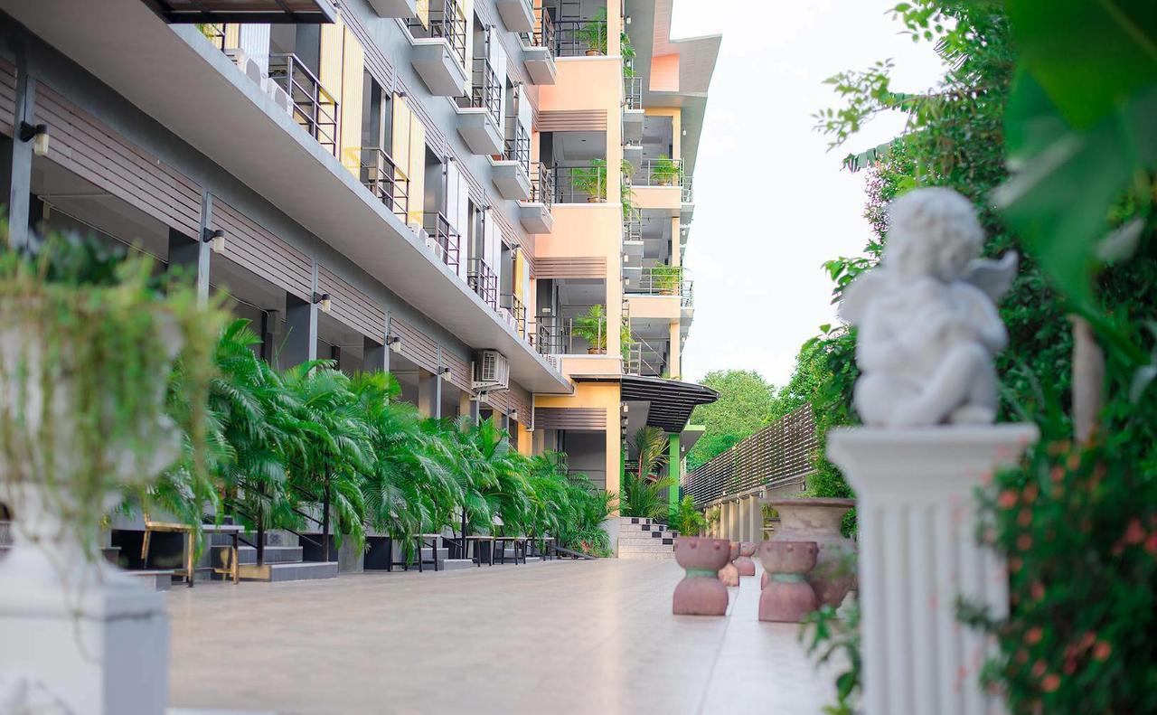 Waen Petch Place Hotel Ubon Ratchathani Exterior photo